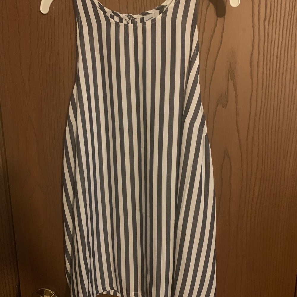 Old navy tank